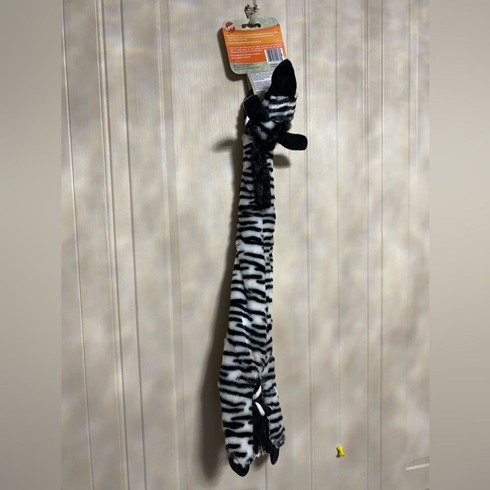- Brand New Spot Skineeez Tugs 24” Clinkers